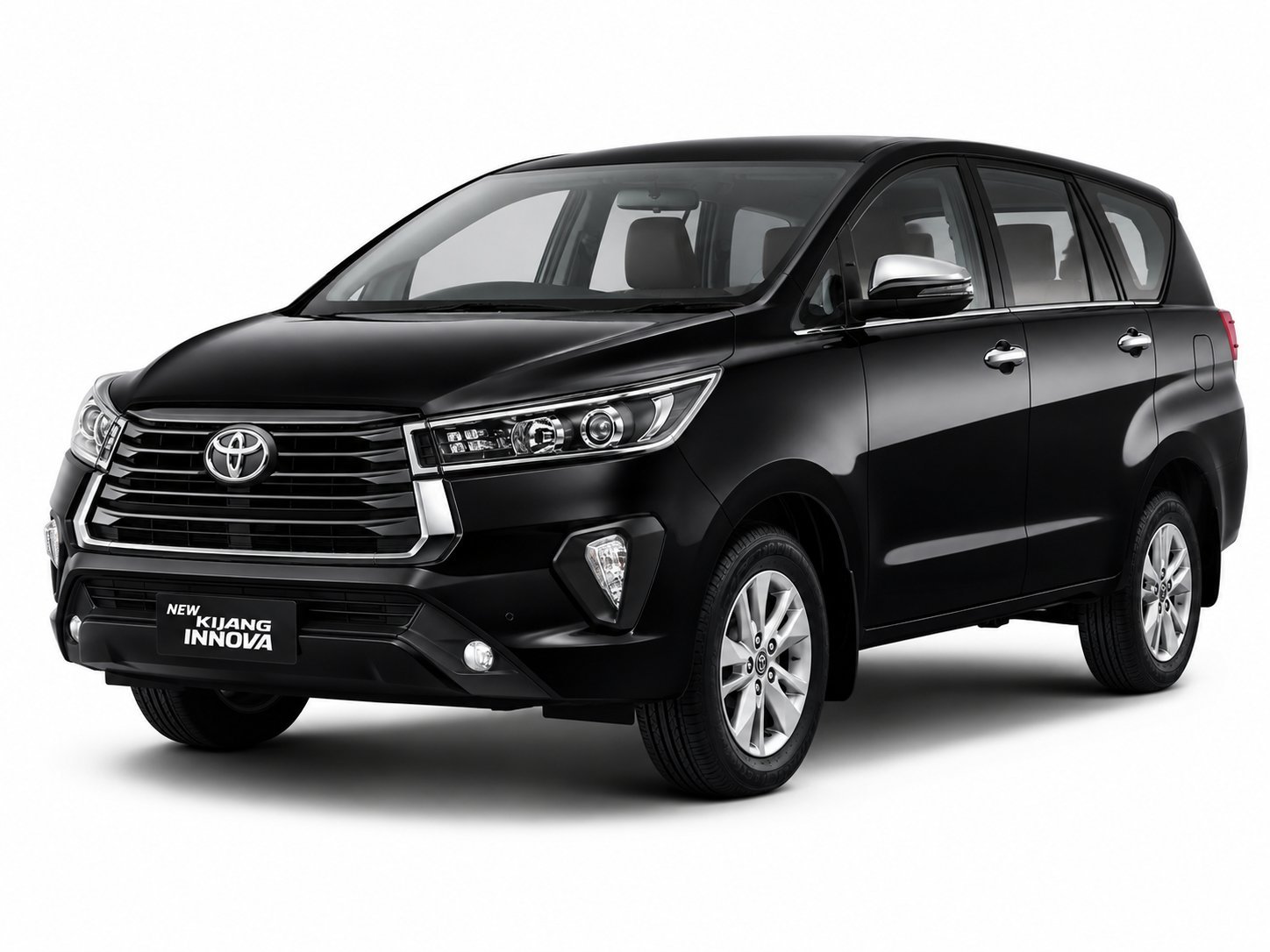 Innova Reborn untuk perjalanan nyaman antar kota